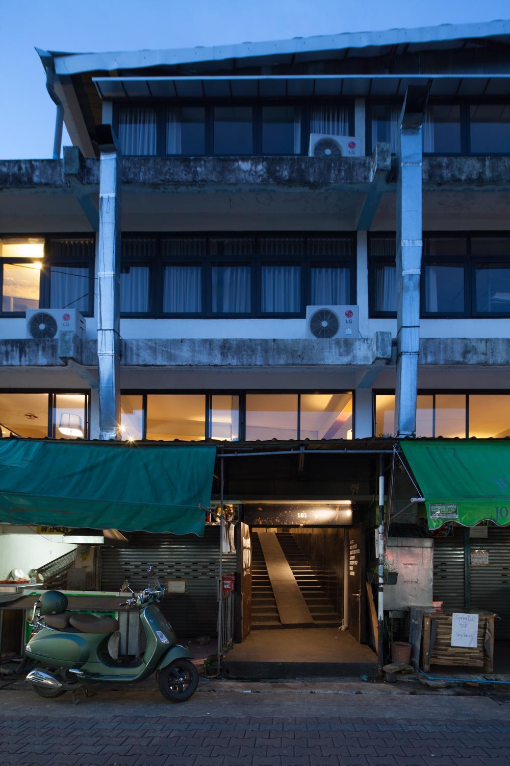 Thunder Bird Hostel Chiang Mai Zewnętrze zdjęcie
